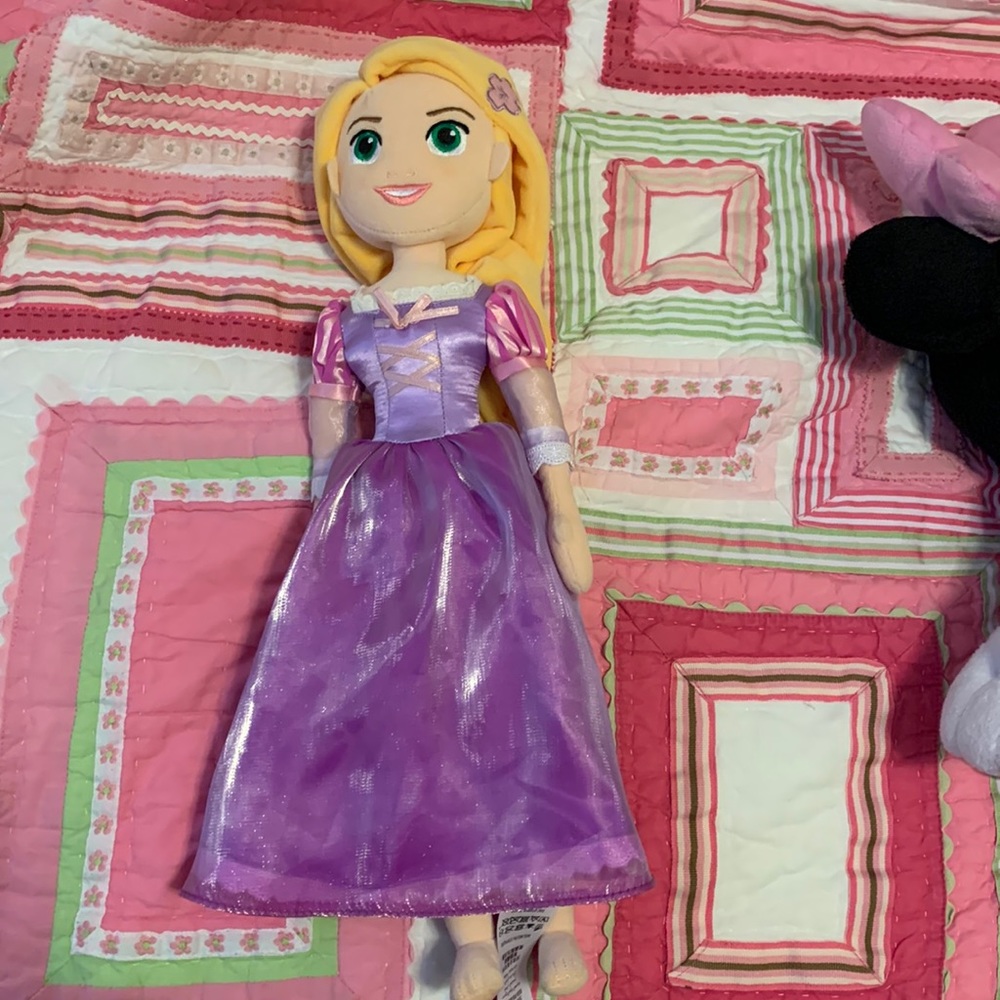 Stuffed Rapunzel 18in